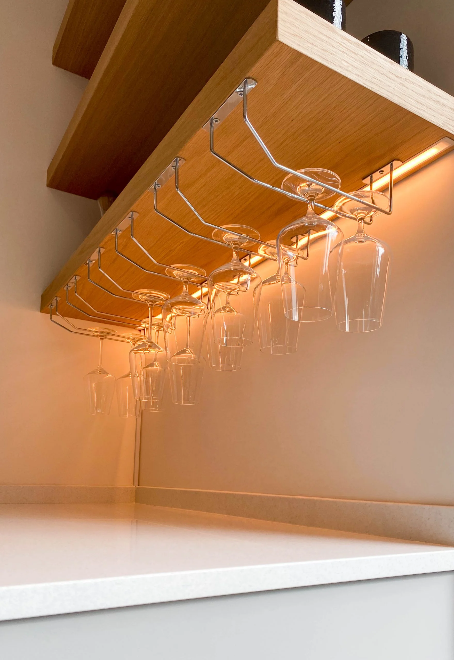 Lonon Interiors / Glass holder